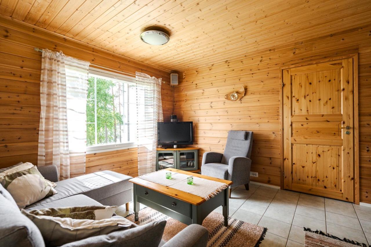 Kujanpaeae | Paajoen Vuokramoekit Hotel Himos Exterior photo